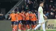 Medipol Başakşehir, Fenerbaçe'yi mağlup etti