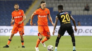 Medipol Başakşehir sahasında Yukatel Kayserispor'u 2-0 mağlup etti
