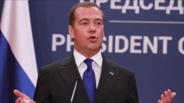 Medvedev: “(NATO’nun Ukrayna’ya silah yardımını arttırma kararı) 3. Dünya Savaşı yaklaşıyor”