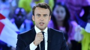 Melenchon taraftarları Macron'u destekleyecek