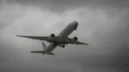 American Airlines, cuma gününden bu yana yaklaşık 2 bin uçuşu iptal etti