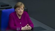 Merkel: AB liderleri kurtarma fonu müzakerelerini temmuz ortasına kadar sürdürecek