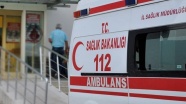 Mersin'de kayalıklara çarparak batan teknedeki 13 düzensiz göçmen yaralı kurtarıldı