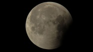 Meteor yağmurları Ay'da su buharı ortaya çıkarıyor