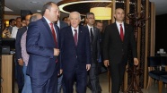 MHP lideri Bahçeli partisinin Erzurum teşkilatıyla buluştu
