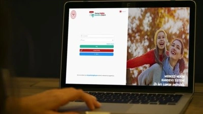 MHRS'de bekleyen hasta sayısı azalıyor