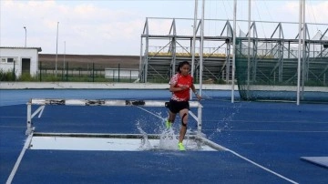 Milli atlet Kunur, Çin'de de rekor kırmak için günde 30 kilometre koşuyor