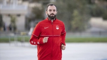 Milli atlet Ramil Guliyev, Özbekistan'daki yarışmada birinci oldu
