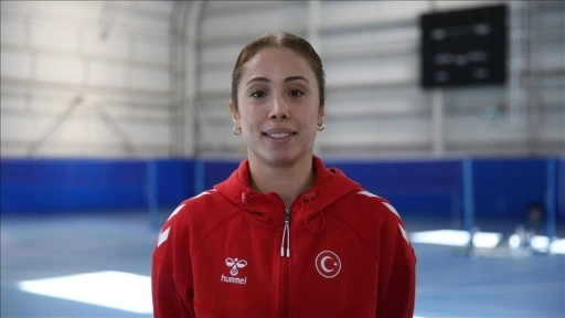 Milli badmintoncu &Ouml;zge'nin hedefi T&uuml;rkiye'ye yeni madalyalar kazandırmak