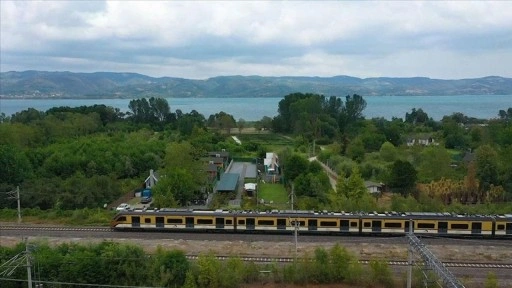 Milli banliyö tren setinin ikincisinin üretimi tamamlandı