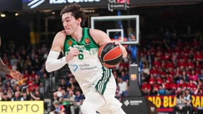 Milli basketbolcu Cedi Osman, PAOK ile 3 yıllık s&ouml;zleşme imzaladı