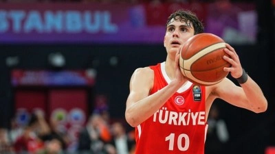 Milli basketbolcu &Ouml;mer Kutluay'ın hedefi FIBA 17 Yaş Altı D&uuml;nya Kupası'nda madalya