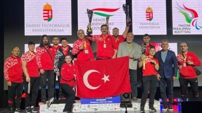 Milli bilek g&uuml;reş&ccedil;iler, Avrupa Şampiyonası'nda 61 madalya kazandı