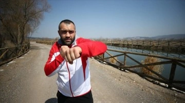 Milli boksör Ali Eren Demirezen, Adam Kownacki ile yapacağı maça hazır
