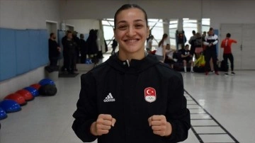 Milli boksör Buse Naz Çakıroğlu, Tokyo'da kaçırdığı altını Paris'te kazanmak istiyor