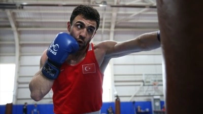 Milli boks&ouml;r Cem Kaya, uluslararası turnuvalardaki şanssızlığını yenmeye odaklandı