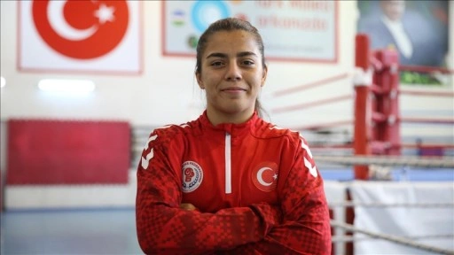 Milli boksör Simge Bekler'in hedefi ilk kez katılacağı Avrupa Şampiyonası'nda zirve