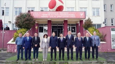 Milli Eğitim Bakan Yardımcısı Macit, TFF Meral-Celal Aras Spor Lisesi'ni ziyaret etti