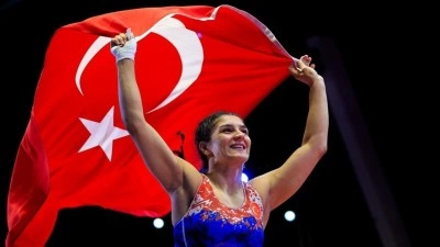Milli g&uuml;reş&ccedil;i Nesrin Baş Avrupa şampiyonu oldu