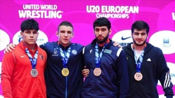 Milli güreşçiler, 20 Yaş Altı Avrupa Şampiyonası'nda 3 madalya kazandı
