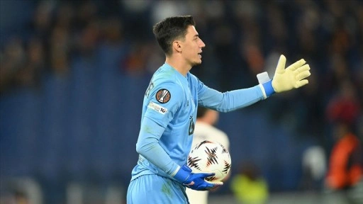 Milli kaleci Berke Özer, A Milli Futbol Takımı kampını izinsiz terk etti