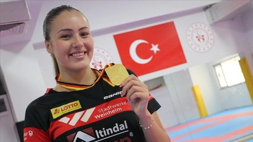 Milli masa tenisçi Ece Haraç, dünya sıralamasında ilk 100'e girmeye odaklandı