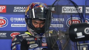 Milli motosikletçi Toprak Razgatlıoğlu, Endonezya'da ikinci olarak podyuma çıktı