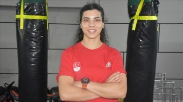 Milli muaythai sporcusu Kübra Kocakuş, Avrupa Oyunları'ndaki ikinciliğine sevinmedi