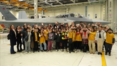 Milli Muharip U&ccedil;ak KAAN'a klip hazırladılar, ger&ccedil;eğiyle buluştular