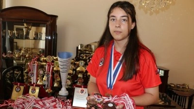 Milli satran&ccedil;&ccedil;ı Beren Kalyoncu, WFM &uuml;nvanı aldı