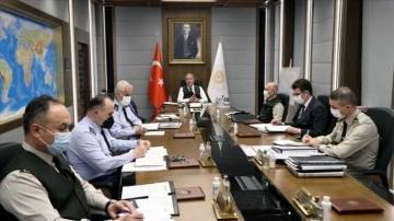 Milli Savunma Bakanı Akar, birlik komutanlarıyla toplantı yaptı