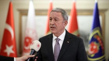 Milli Savunma Bakanı Akar'dan 'dörtlü toplantı' ve 'terörle mücadele' açıklaması
