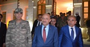 Milli Savunma Bakanı Fikri Işık, Valiliği ziyaret etti