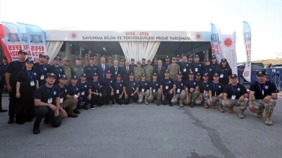Milli Savunma Bakanı G&uuml;ler, EFES-2026 Tatbikatı'nda savunma sanayisi sergisini gezdi