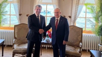 Milli Savunma Bakanı G&uuml;ler, IKBY Başbakanı Mesrur Barzani ile g&ouml;r&uuml;şt&uuml;