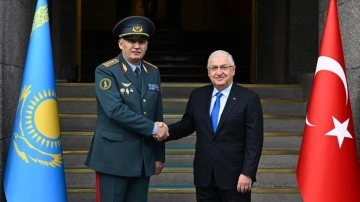 Milli Savunma Bakanı Güler, Kazak mevkidaşı Jaksilikov ile görüştü