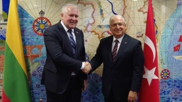 Milli Savunma Bakanı Güler, Litvanya Savunma Bakanı Anusauskas ile görüştü