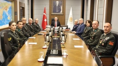 Milli Savunma Bakanı G&uuml;ler: T&uuml;rk Silahlı Kuvvetlerimizin imkan ve kabiliyetlerini s&uuml;rekli geliştiriyoruz