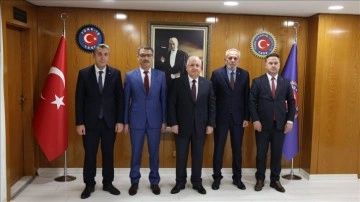 Milli Savunma Bakanı Güler'den Türk Harb-İş Sendikasına ziyaret