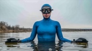 Milli sporcu Şahika Ercümen Gagavuzya&#039;daki Komrat Gölü&#039;nde sıfır atık dalışı gerçekleştirdi