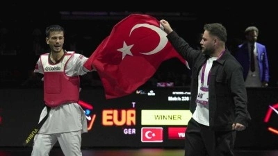 Milli sporcu Yusuf Y&uuml;na&ccedil;tı Avrupa Para Tekvando Şampiyonası'nda altın madalya kazandı