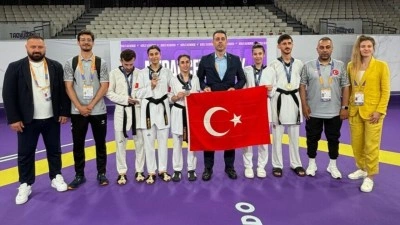 Milli tekvandocular, Almanya'daki turnuvanın ikinci g&uuml;n&uuml;nde 17 madalya kazandı