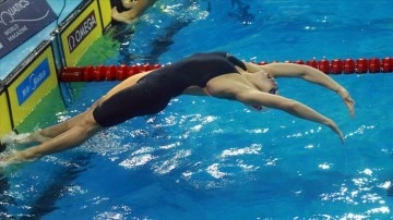 Milli yüzücü Ekaterina Avramova'dan Türkiye rekoru