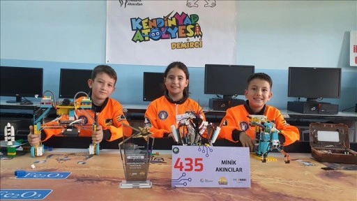 "Minik Akıncılar"ın hedefi Dünya Robot Olimpiyatı'nda şampiyonluk