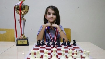 Minik Elif Dila'nın satrançta hedefi Avrupa ve dünya şampiyonluğu