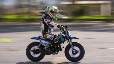 Minik Pars'ın "otoparklardan şampiyonluğa" motosiklet yolculuğu