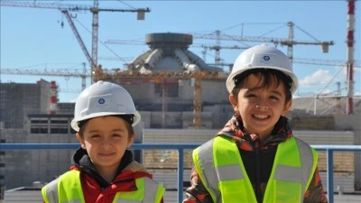 Minik satran&ccedil; oyuncusunun, Akkuyu NGS sahasını g&ouml;rme hayali ger&ccedil;ekleştirildi