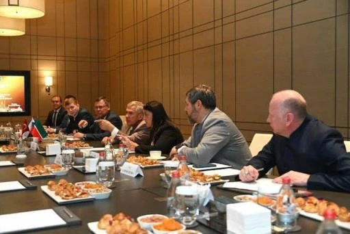 Minnihanov, Tataristan'ın Türkiye'deki sanayi potansiyelini anlattı