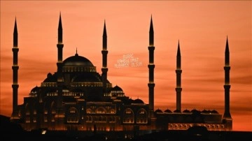 Miraç Kandili tüm Türkiye'de dualarla idrak edildi