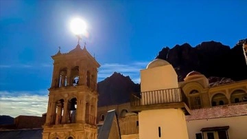 Mısır'da inanç turizminin gözdesi: Sina Dağı'ndaki Azize Katerina Manastırı